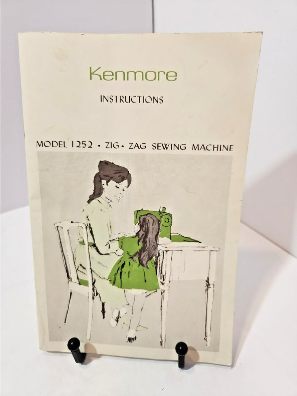 Kenmore 1252 Zigzag Sewing Machine Owners Manual Book Instructions